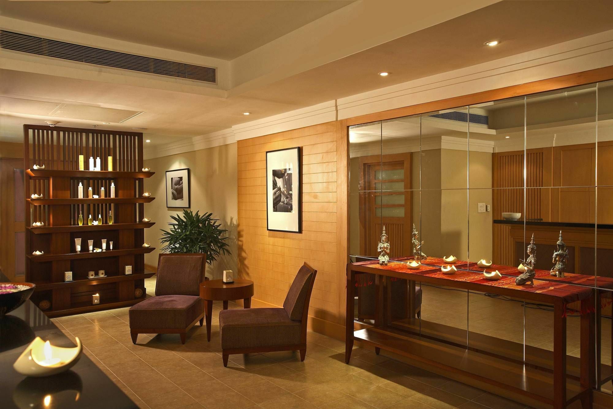 Ellaa Hotel Gachibowli Hyderabad Exterior foto
